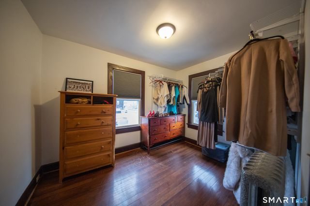 16 Pacific Street, New London, CT 06320