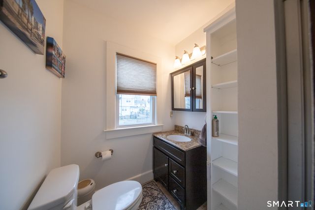 16 Pacific Street, New London, CT 06320