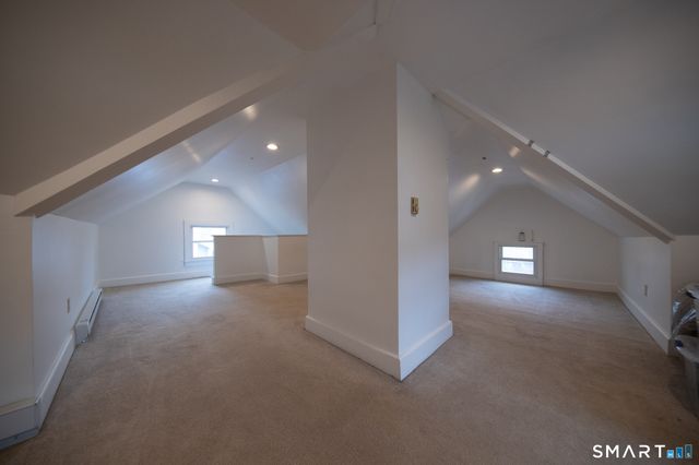 16 Pacific Street, New London, CT 06320