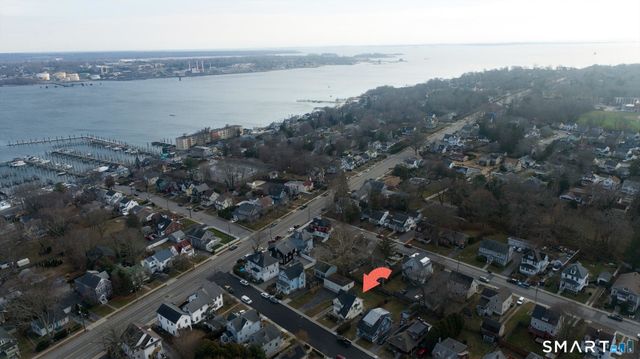 16 Pacific Street, New London, CT 06320