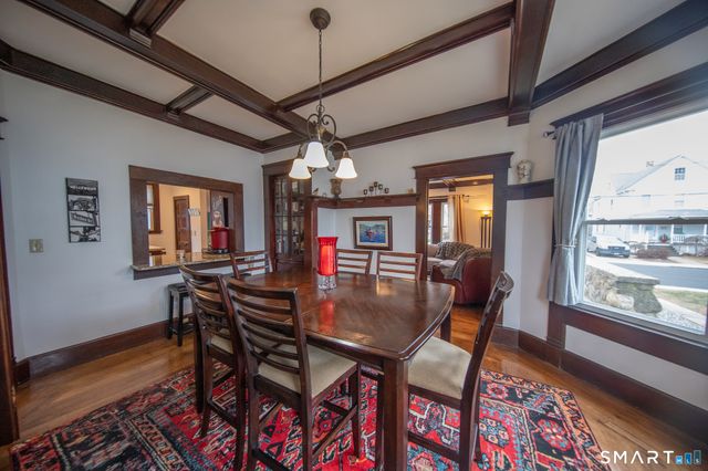 16 Pacific Street, New London, CT 06320