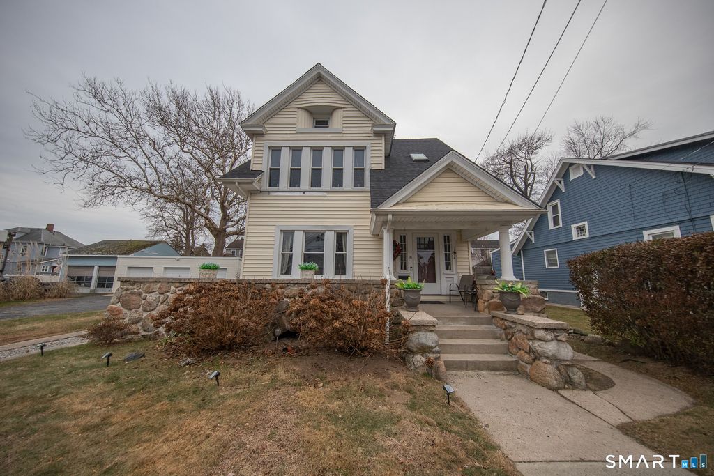 16 Pacific Street, New London, CT 06320