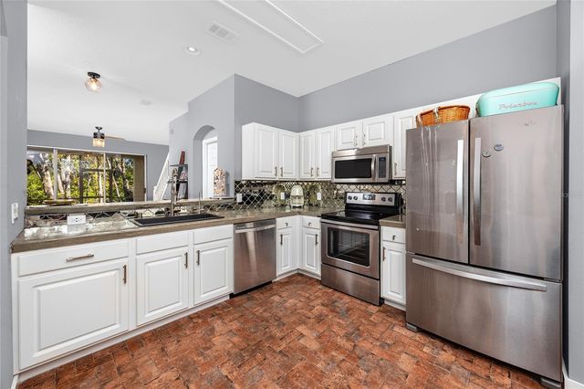 3637 COUNTRY POINTE PLACE, Palm Harbor, FL 34684