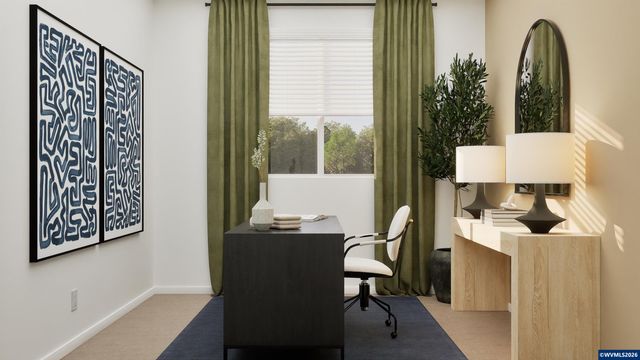 1090 Clemson St, Woodburn, OR 97071