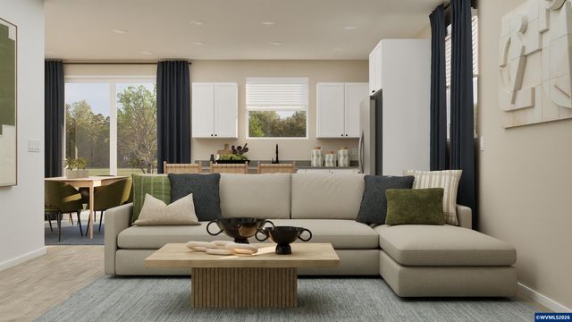 1090 Clemson St, Woodburn, OR 97071