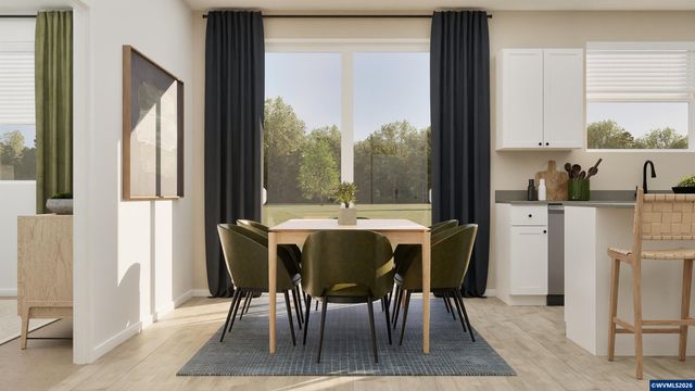 1090 Clemson St, Woodburn, OR 97071