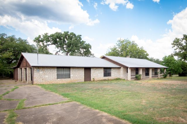 202 Canyon Wren DR, Buda, TX 78610