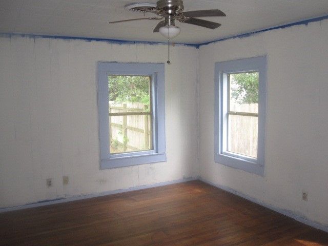 1104 Park Avenue, Bonham, TX 75418