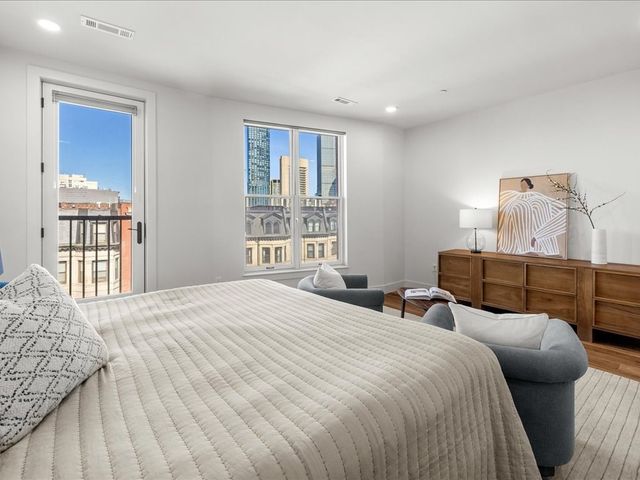 566 Columbus Ave 506, Boston, MA 02118