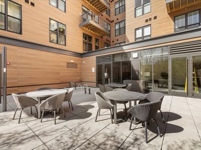 566 Columbus Ave 506, Boston, MA 02118