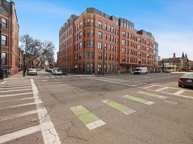 566 Columbus Ave 506, Boston, MA 02118