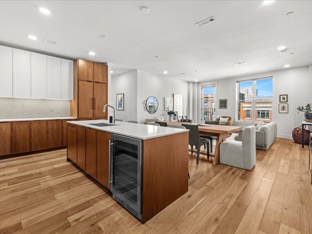 566 Columbus Ave 506, Boston, MA 02118