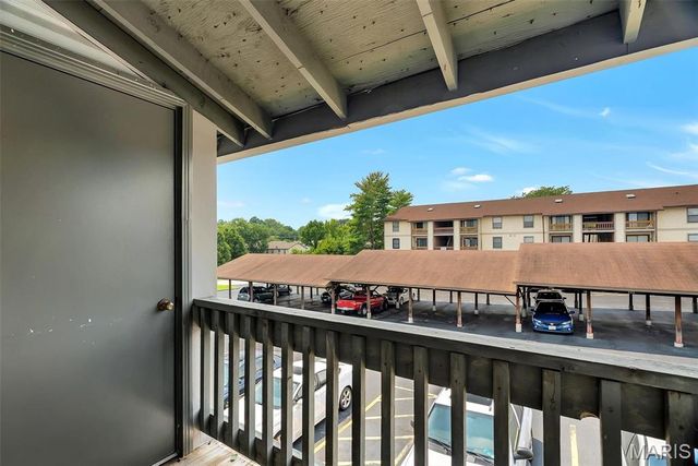 1633 Summergate Parkway P, St Charles, MO 63303