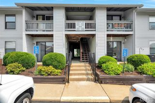 1633 Summergate Parkway P, St Charles, MO 63303