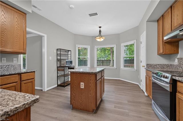 105 Ivy ARCH, Yorktown, VA 23693