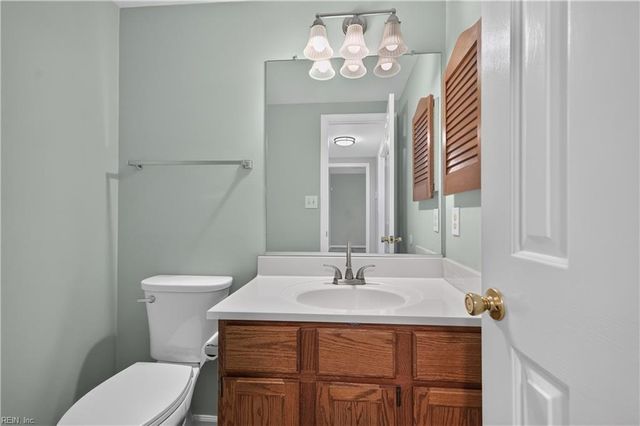 105 Ivy ARCH, Yorktown, VA 23693