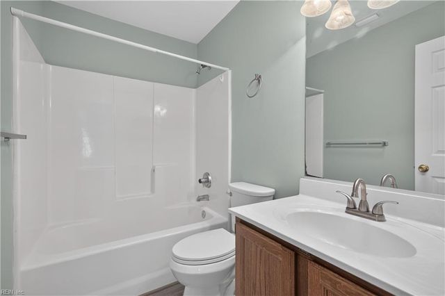 105 Ivy ARCH, Yorktown, VA 23693
