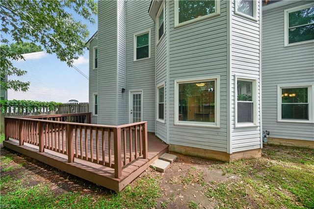 105 Ivy ARCH, Yorktown, VA 23693