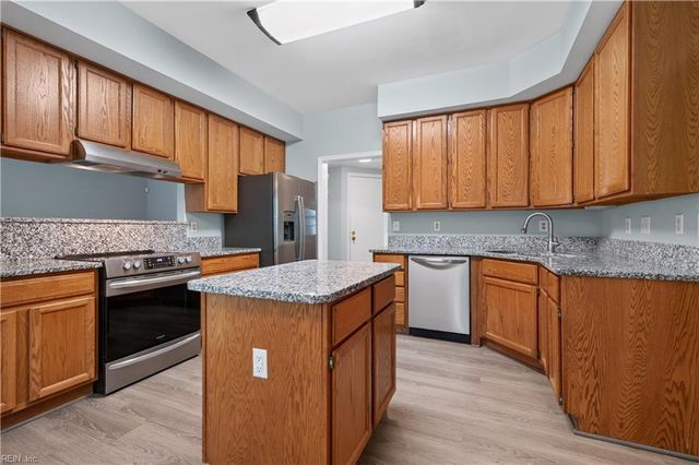 105 Ivy ARCH, Yorktown, VA 23693