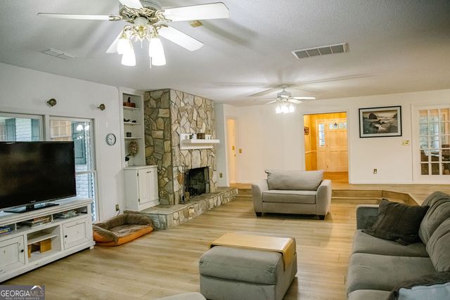 200 Mimosa Lane, Cairo, GA 39827