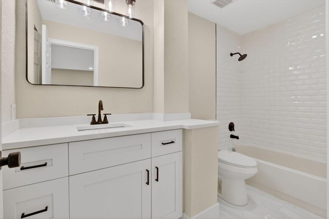 6647 Boca Hermosa Lane, Boca Raton, FL 33433