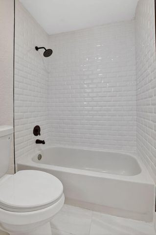 6647 Boca Hermosa Lane, Boca Raton, FL 33433
