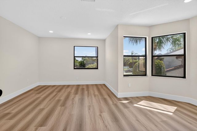 6647 Boca Hermosa Lane, Boca Raton, FL 33433