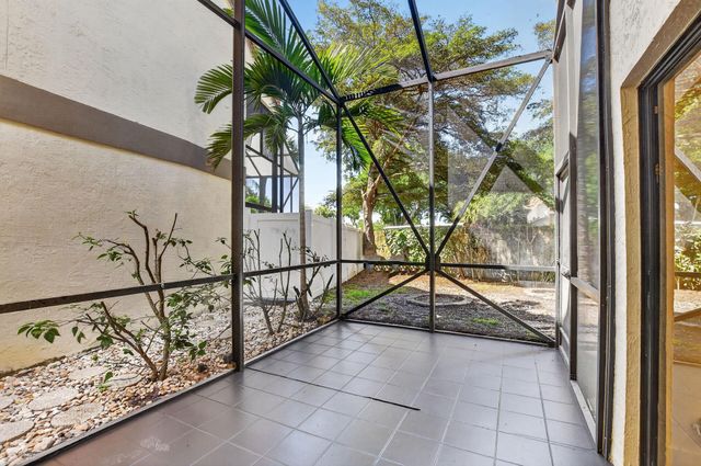 6647 Boca Hermosa Lane, Boca Raton, FL 33433