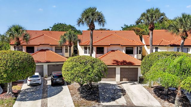 6647 Boca Hermosa Lane, Boca Raton, FL 33433