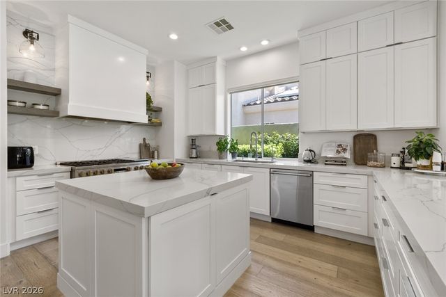 2797 Turtle Head Peak Dr Drive, Las Vegas, NV 89135