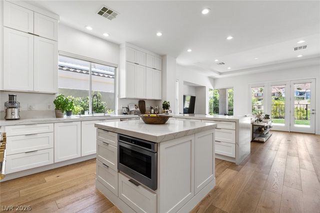 2797 Turtle Head Peak Dr Drive, Las Vegas, NV 89135