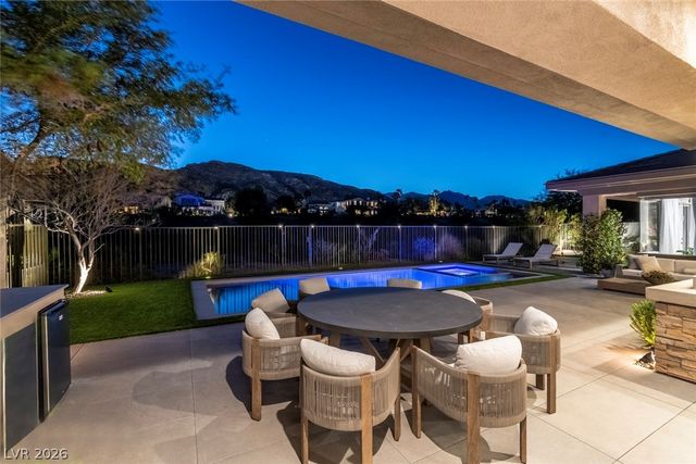 2797 Turtle Head Peak Dr Drive, Las Vegas, NV 89135