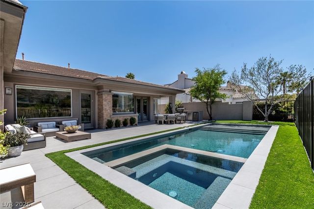 2797 Turtle Head Peak Dr Drive, Las Vegas, NV 89135