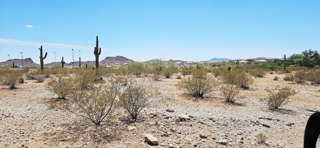 Image 1 of property listing at 0 W ALEXIS Lane -, San Tan Valley, AZ 85144