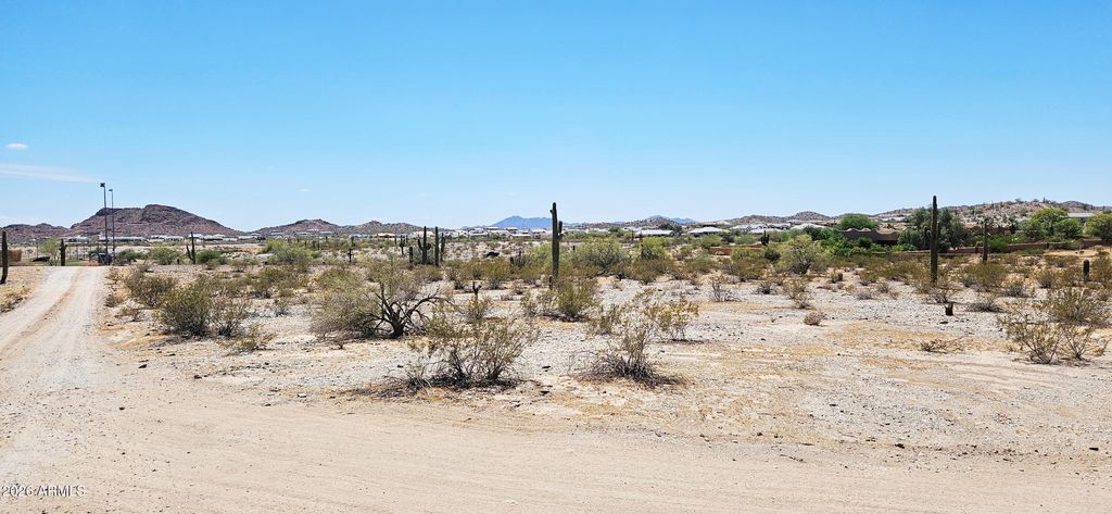 Image 3 of property listing at 0 W ALEXIS Lane -, San Tan Valley, AZ 85144