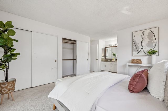 28071 Dobbel Ave, Hayward, CA 94542