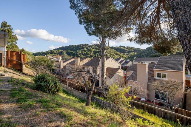 28071 Dobbel Ave, Hayward, CA 94542