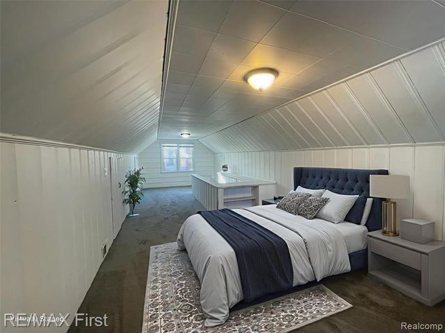 9943 Grayfield, Redford, MI 48239