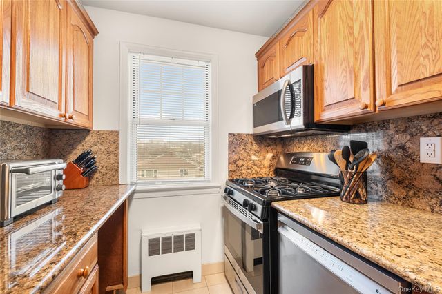 138 Underhill Ave 2B, West Harrison, NY 10604