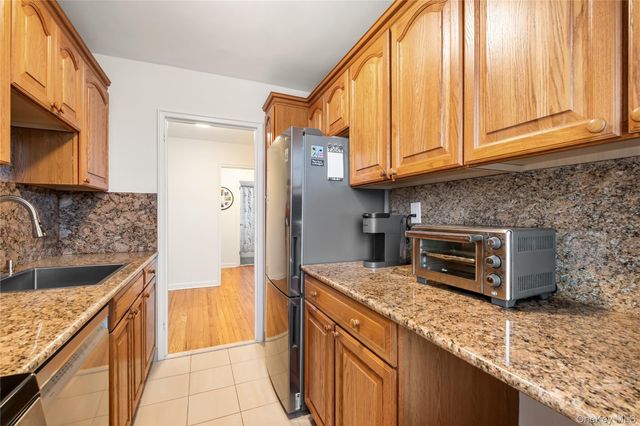 138 Underhill Ave 2B, West Harrison, NY 10604