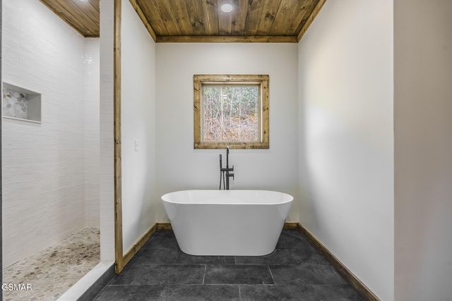 3552 Smokey Ridge Way, Sevierville, TN 37862