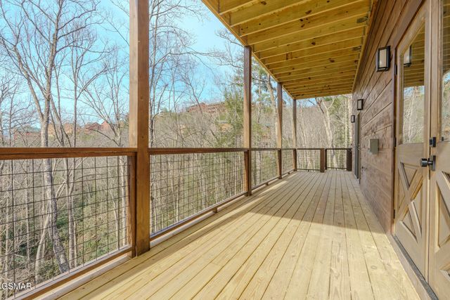 3552 Smokey Ridge Way, Sevierville, TN 37862