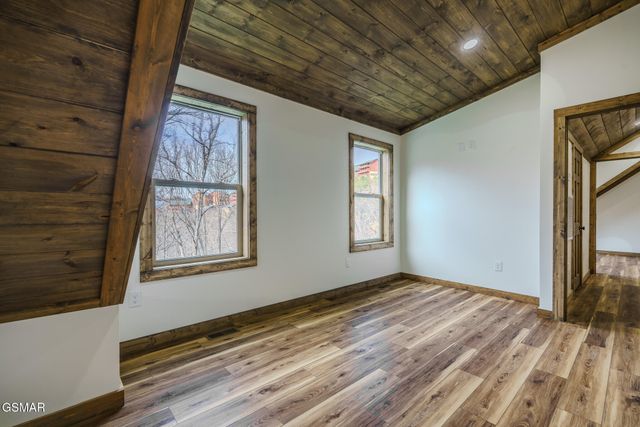 3552 Smokey Ridge Way, Sevierville, TN 37862