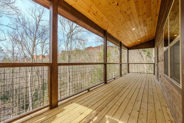 3552 Smokey Ridge Way, Sevierville, TN 37862