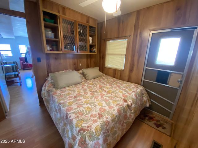 1281 S SIOUX Drive, Apache Junction, AZ 85119