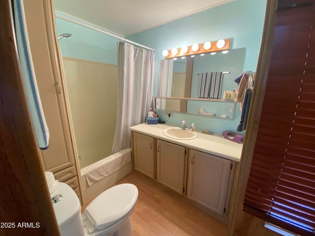 1281 S SIOUX Drive, Apache Junction, AZ 85119