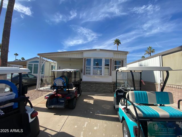 1281 S SIOUX Drive, Apache Junction, AZ 85119