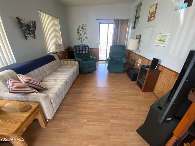 1281 S SIOUX Drive, Apache Junction, AZ 85119