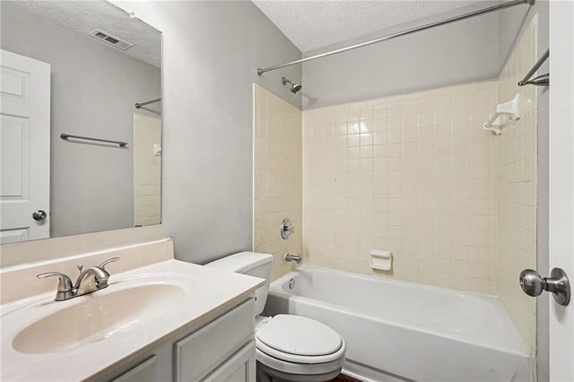2970 Dunlin Lake Way, Lawrenceville, GA 30044