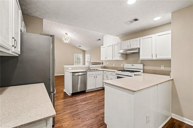 2970 Dunlin Lake Way, Lawrenceville, GA 30044